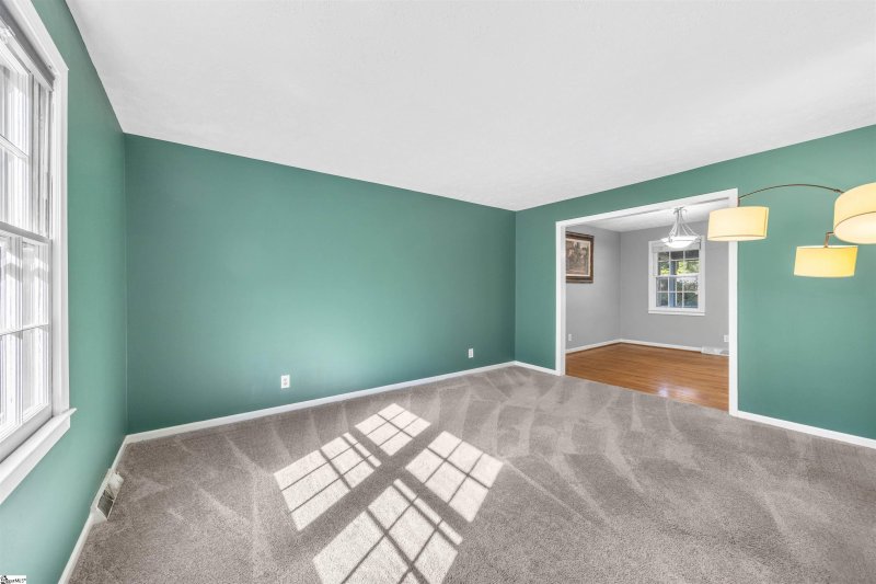 Property image 4 of 112 Bexhill Court in Buxton, Greenville, SC 29609