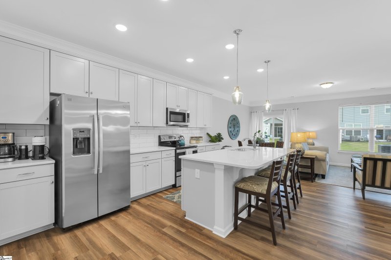 Property image 2 of 327 Nantallah Trail in Whispering Meadows, Mauldin, SC 29662