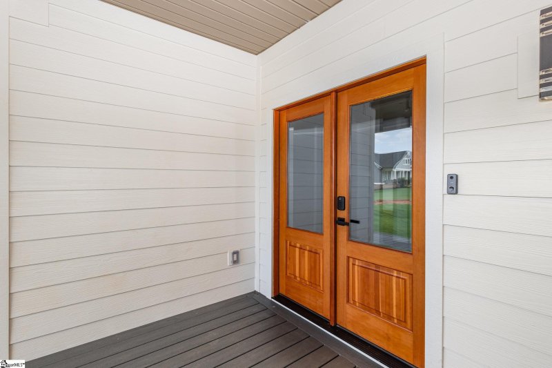 Property image 2 of 715 Tenerriffe Court in Conamara Farms, Woodruff, SC 29388