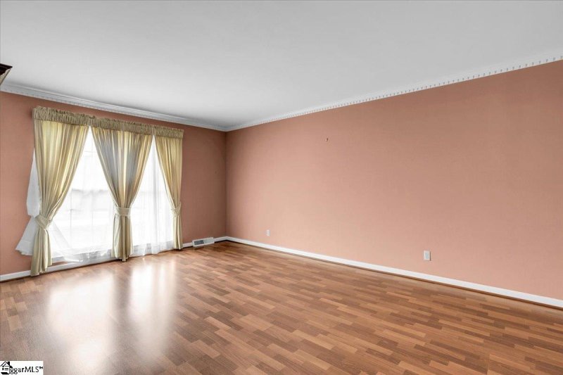 Property image 3 of 17 Seabury Drive in Merrifield Park, Greenville, SC 29615