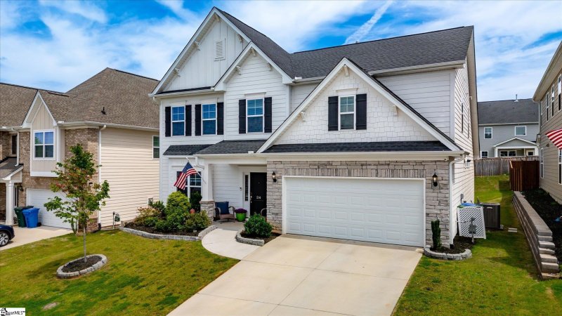 Property image 2 at 214 Reseda Drive, Greenville, SC 29607