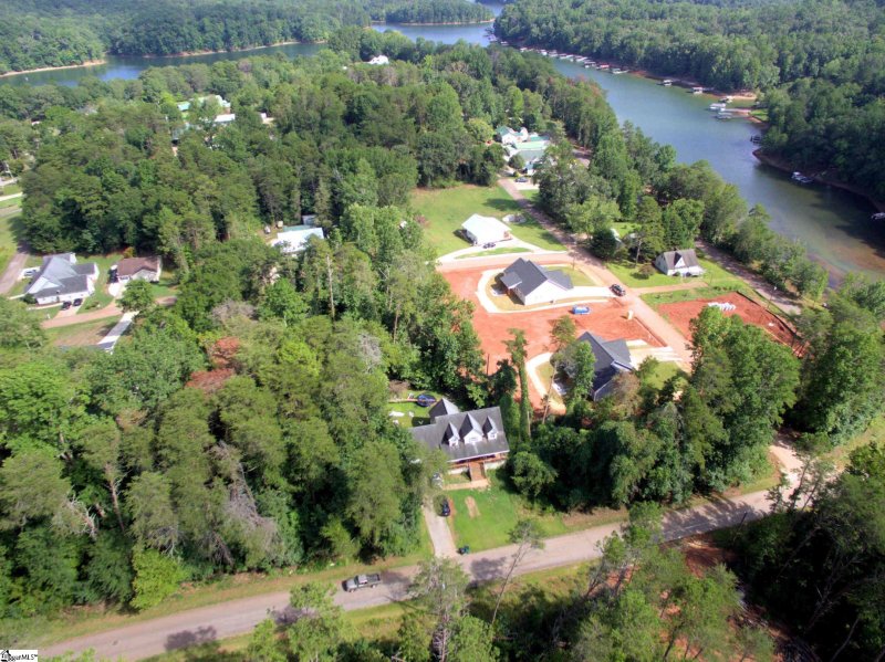 Property image 4 of 0 Cedar Ridge Drive in Foxwood Hills, Westminster, SC 29693