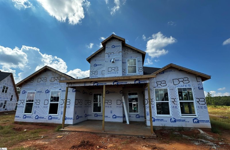 Property image 2 of 258 Summerall Lane in Wells Crossing, Seneca, SC 29678