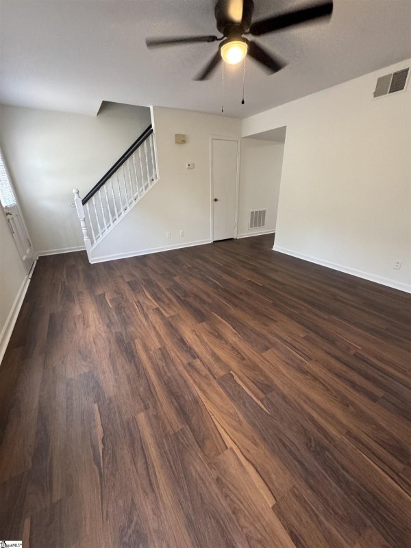 Property image 3 of 21 Glen Burnie Street in Highland, Greenville, SC 29605