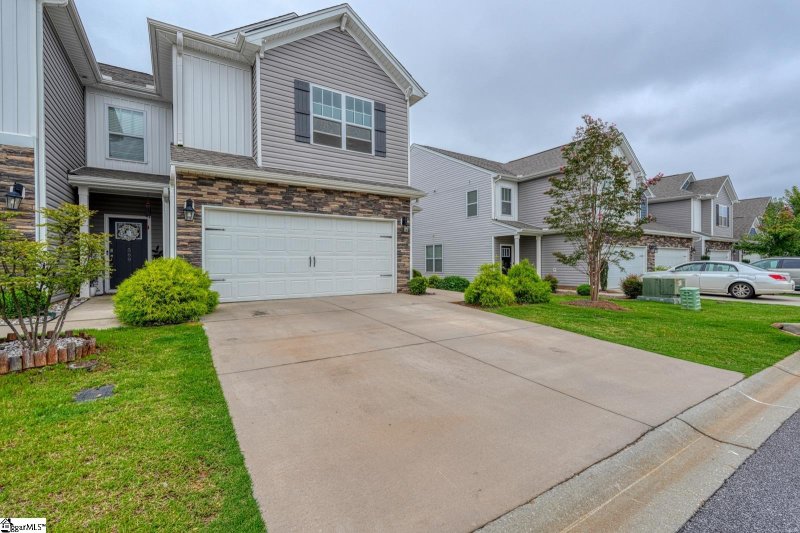 Property image 5 at 571 Yellow Fox Road, Greer, SC 29651