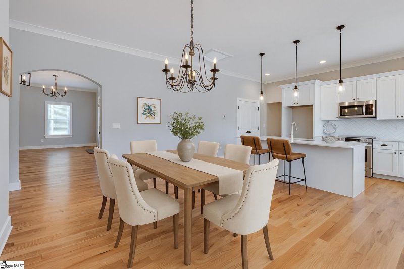 Property image 3 of 825 Green Avenue in Downtown, Greenville, SC 29605