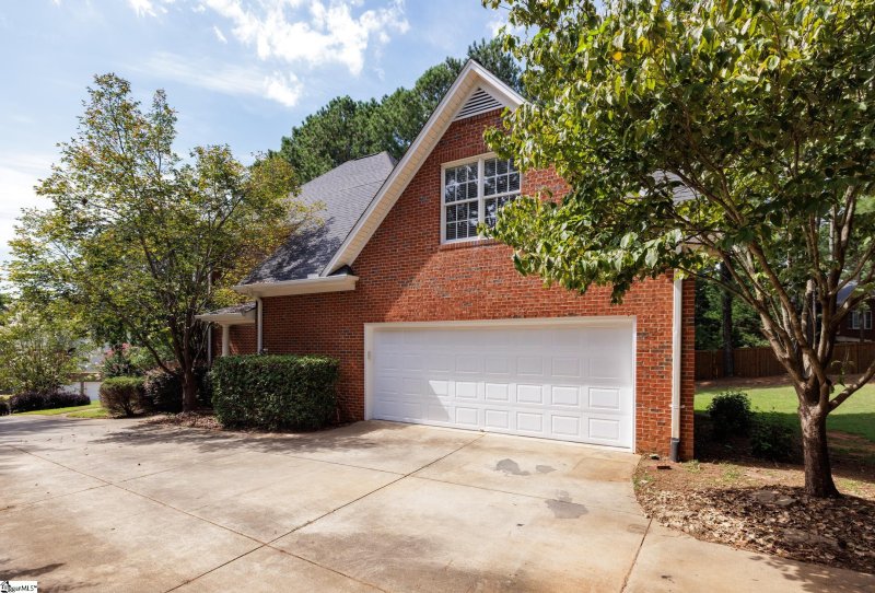 Property image 5 of 3 Chadbourne Lane in Stonehaven, Simpsonville, SC 29681