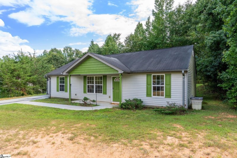 Property image 2 of 229 Lions Park Road in Forks of Beaverdam, Marietta, SC 29661