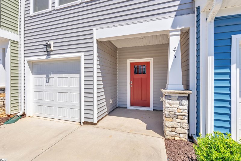 Property image 2 of 46 Mardale Lane in Monte Vista, Greenville, SC 29609