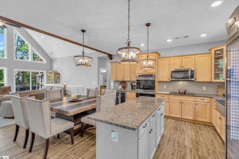 Property image 4 of 114 Topsail Drive in Topsail Bay, Anderson, SC 29625