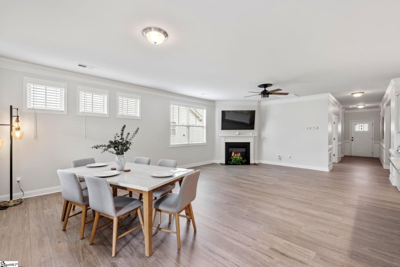 Property image 4 of 704 Ridgeville Crossing Drive in Ridgeville Crossing, Inman, SC 29349