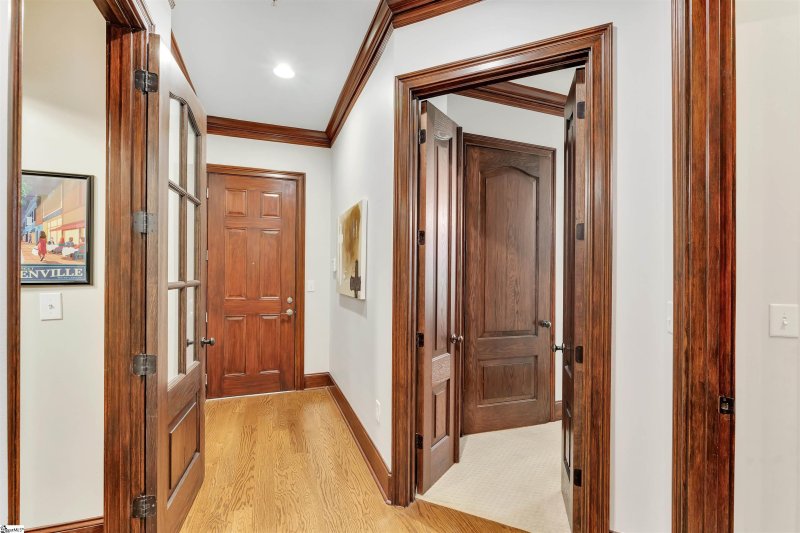 Property image 4 of 172 Ridgeland Drive in Ridgeland at the Park, Greenville, SC 29601