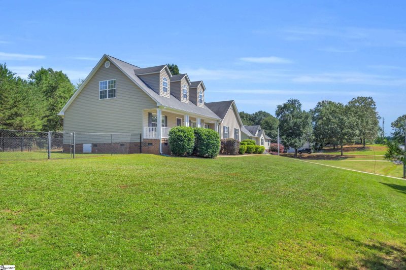 Property image 3 at 101 Richfield Drive, Anderson, SC 29625