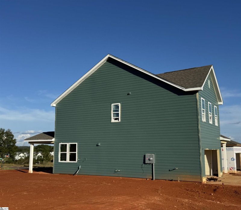 Property image 2 of 471 Sweetbay Drive in The Pier South, Seneca, SC 29678