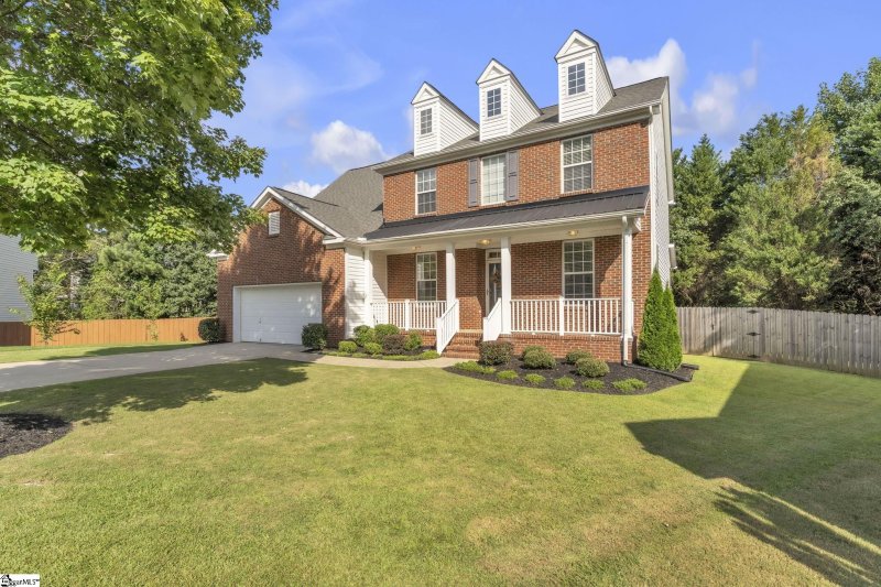 Property image 3 of 205 Tamora Court in Autumn Trace, Simpsonville, SC 29681