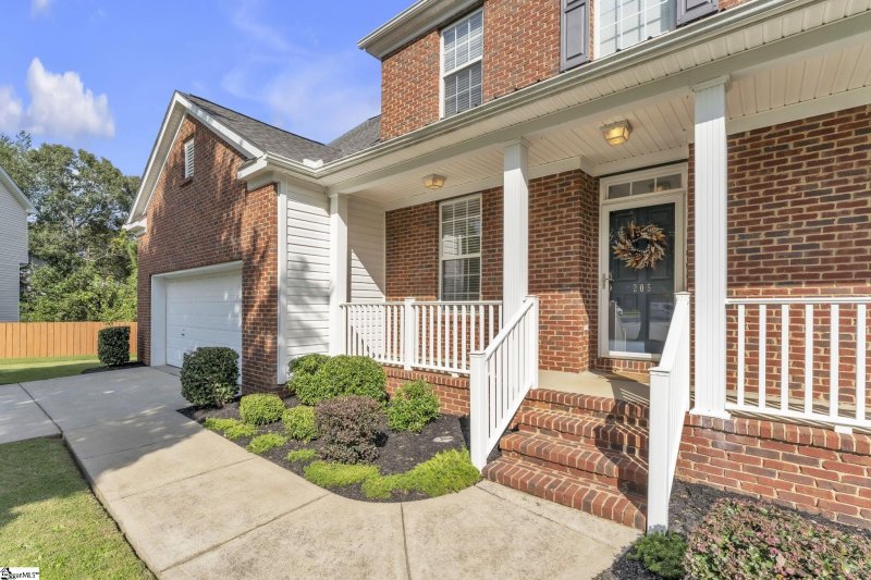 Property image 4 of 205 Tamora Court in Autumn Trace, Simpsonville, SC 29681