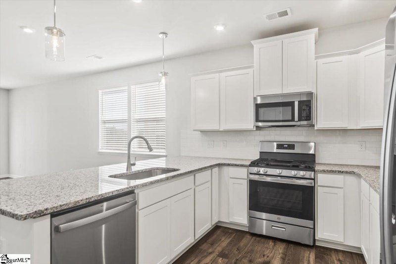 Property image 5 of 2020 Zanes Creek Drive in Zanes Creek, Inman, SC 29349