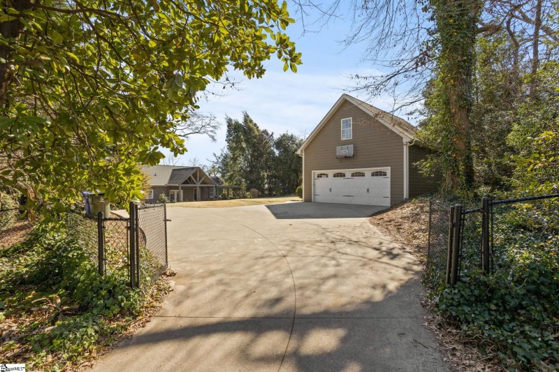 Property image 2 at 344 Pine Forest Drive Extension, Greenville, SC 29605