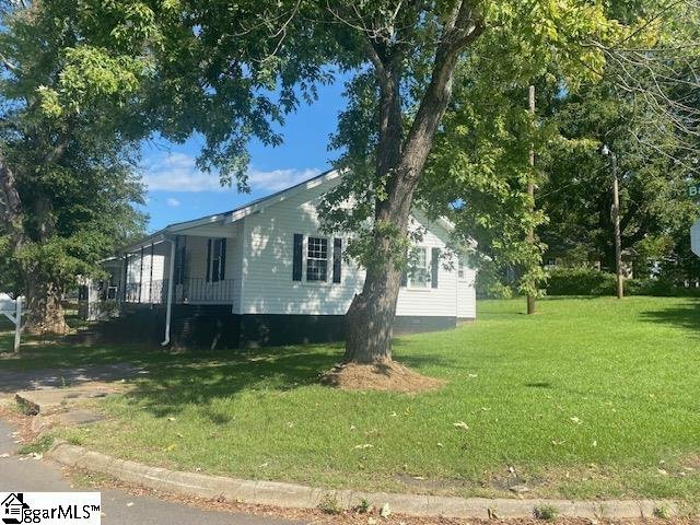 Property image 2 of 30 Baldwin Street in Brandon, Greenville, SC 29611-4640