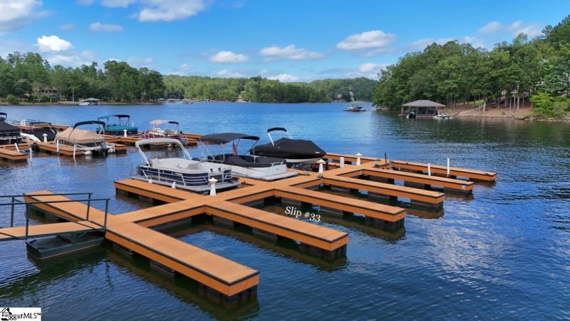 Property image 2 of 606 Highridge Drive in Waterside Crossing, Seneca, SC 29672