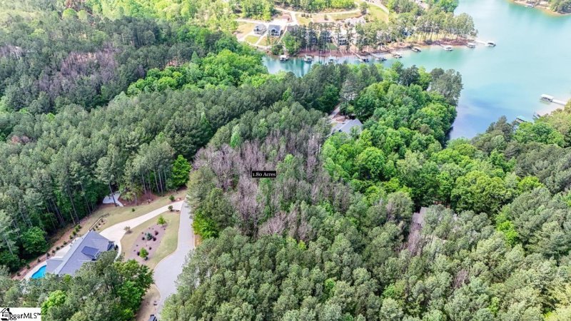 Property image 3 of 606 Highridge Drive in Waterside Crossing, Seneca, SC 29672