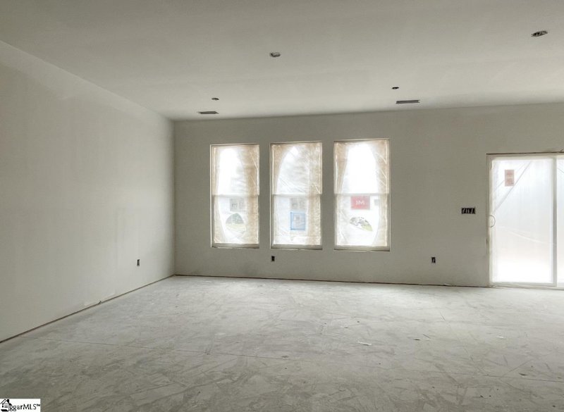 Property image 5 of 1820 Betsy Ross Drive in Founders Club, Moore, SC 29369