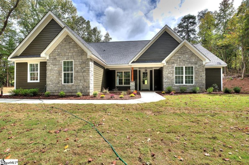 Stone Creek Cove, Anderson Community