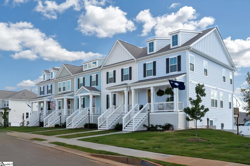 Property image 3 of 224 Lewes Avenue in The Settlement, Simpsonville, SC 29681