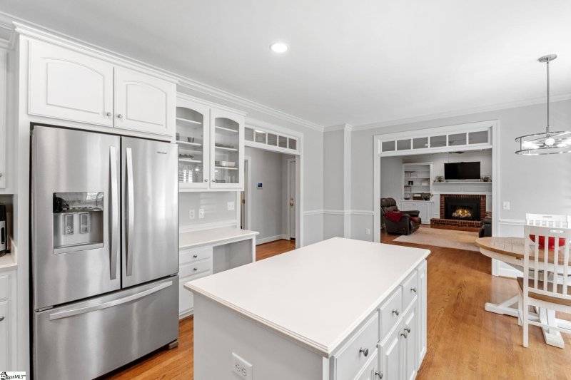 Property image 3 at 19 Hickory Chip Court, Simpsonville, SC 29681