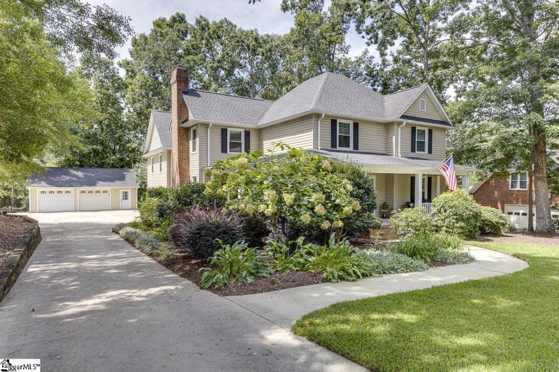 Property image 3 at 102 W Hackney Road, Greer, SC 29650