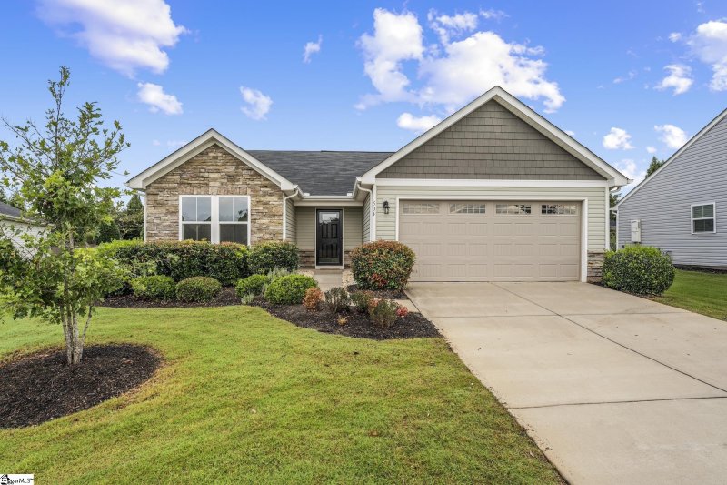 504 Harwood Court