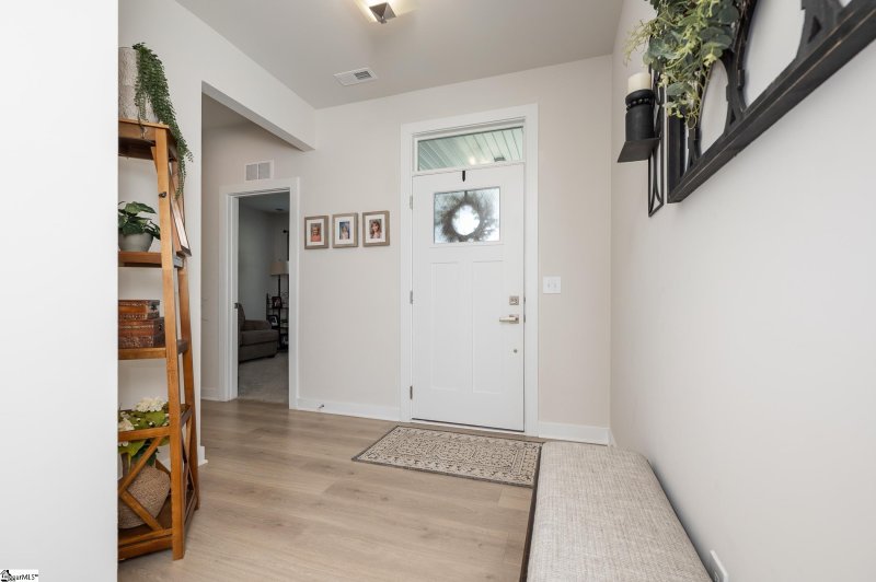 Property image 3 of 1627 Jessamine Drive in Emory Park, Woodruff, SC 29388