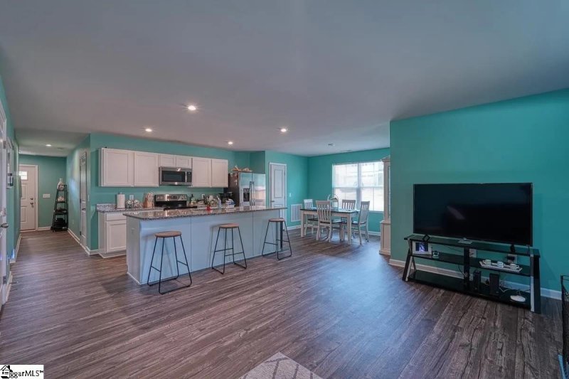Property image 2 of 1001 Joseph Court in Pearson Park, Woodruff, SC 29388