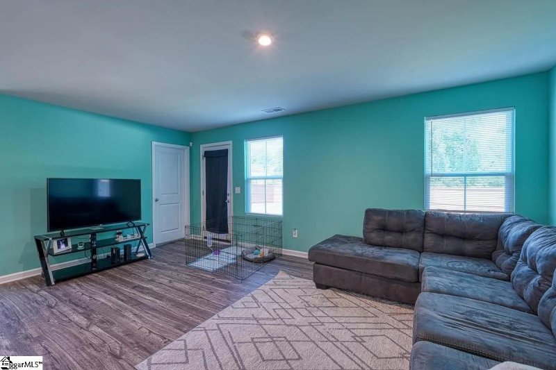 Property image 3 of 1001 Joseph Court in Pearson Park, Woodruff, SC 29388