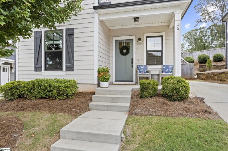 Property image 4 at 15 Greenridge Drive, Greenville, SC 29607