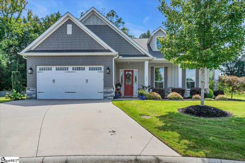 Ridgestone Cottages, Greenville Community