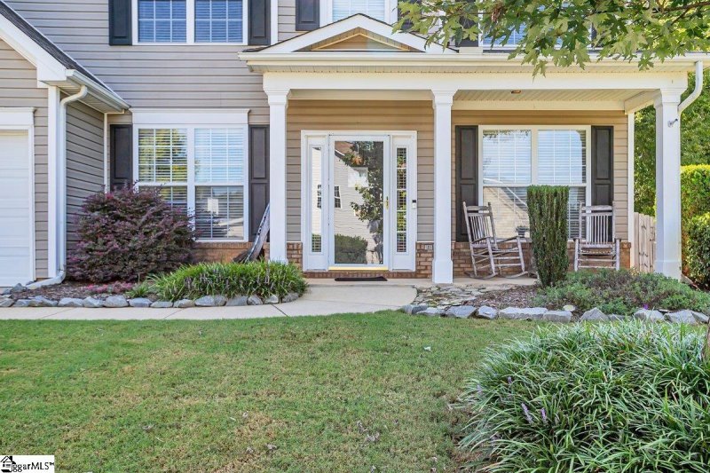 Property image 2 of 105 Saddlebrook Lane in Summerfield, Greenville, SC 29607