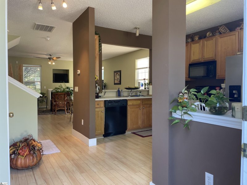 Property image 3 of 511 Fagin Circle in Cobblestone Cove, Mauldin, SC 29662