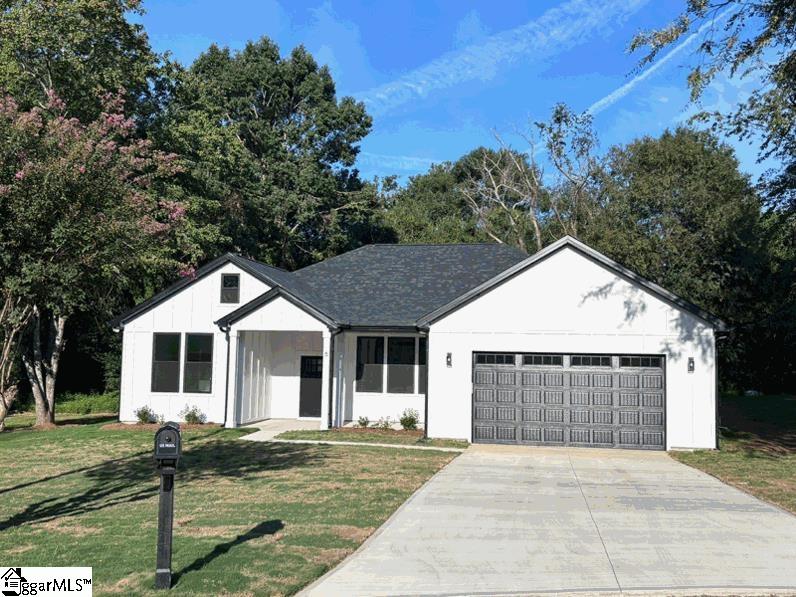 Oakview, Taylors Community