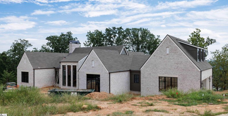 Property image 2 at 800 Montebello Drive, Greenville, SC 29609