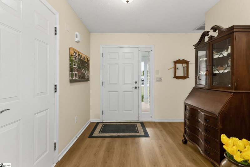 Property image 4 at 536 Laurel Meadows Parkway, Greenville, SC 29607