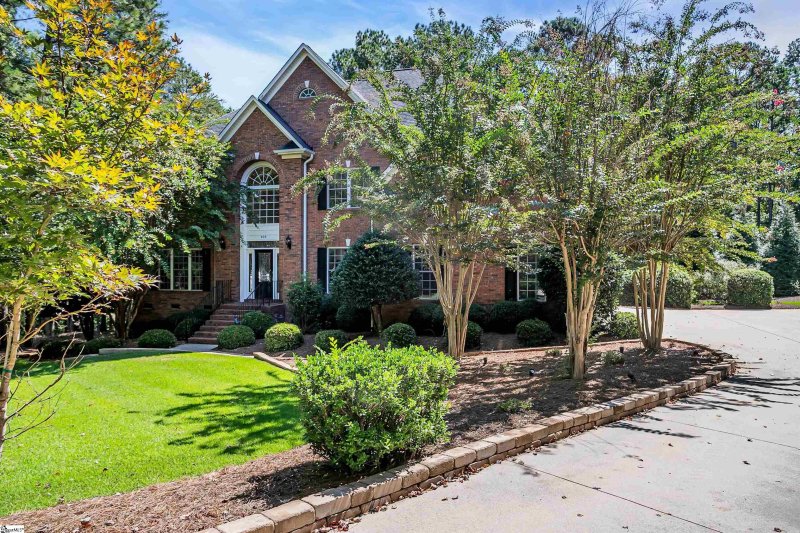 Property image 2 of 608 Virginia Pine Court in Carolina Country Club, Spartanburg, SC 29306