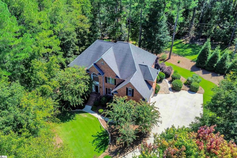 Property image 3 of 608 Virginia Pine Court in Carolina Country Club, Spartanburg, SC 29306