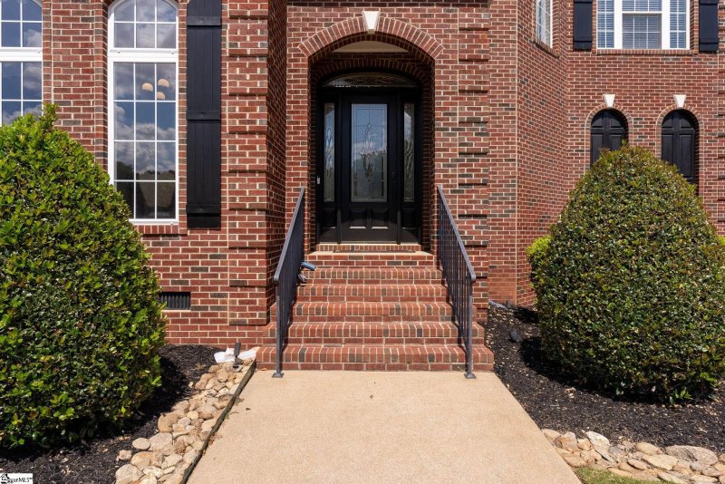 Property image 3 at 101 Norman Place, Greenville, SC 29615