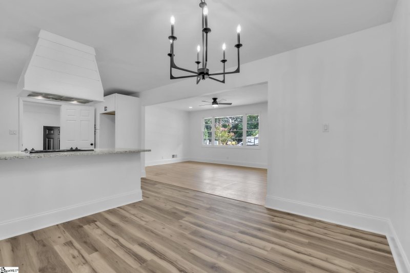 Property image 4 at 403 Watkins Road, Greenville, SC 29617