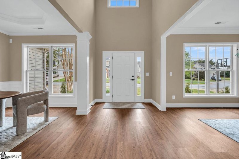 Property image 2 at 4 Breezewood Court, Greenville, SC 29607