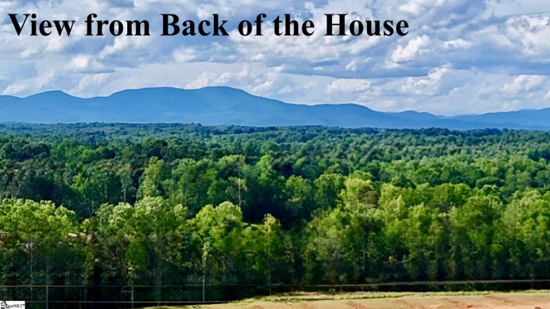 Property image 2 of 220 Emerald Creek Avenue in Brookside Farms, Greer, SC 29651