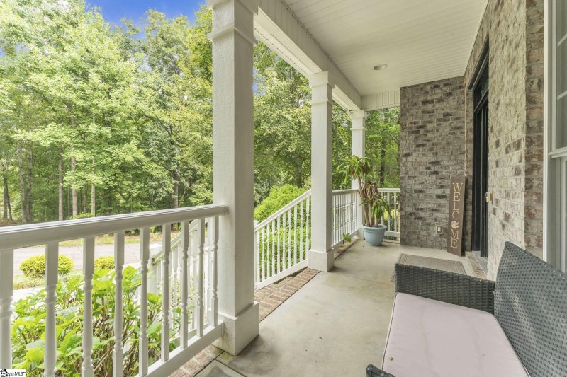 Property image 5 of 207 Devonhurst Drive in Stone Pond, Seneca, SC 29678