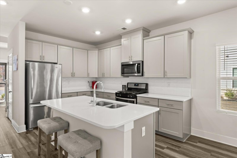 Property image 3 of 122 Bromes Way in The Village at Chapel Green, Greenville, SC 29607