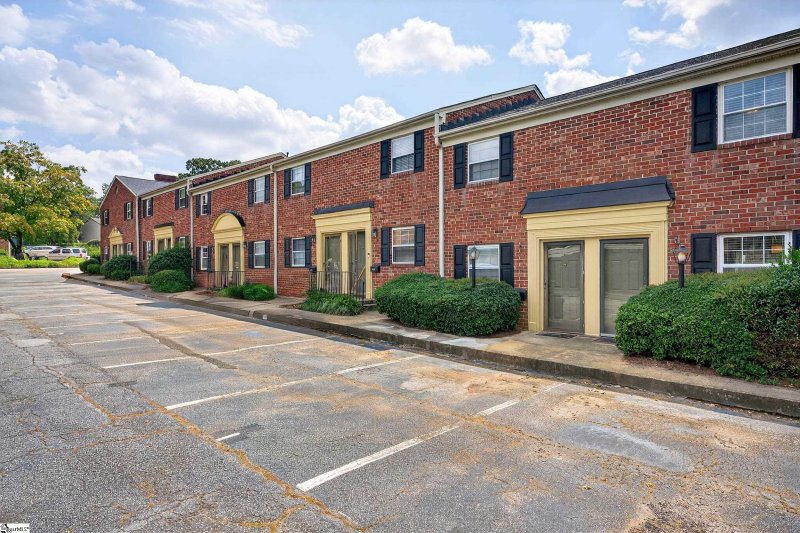 Property image 3 at 2530 E North Street, Greenville, SC 29615